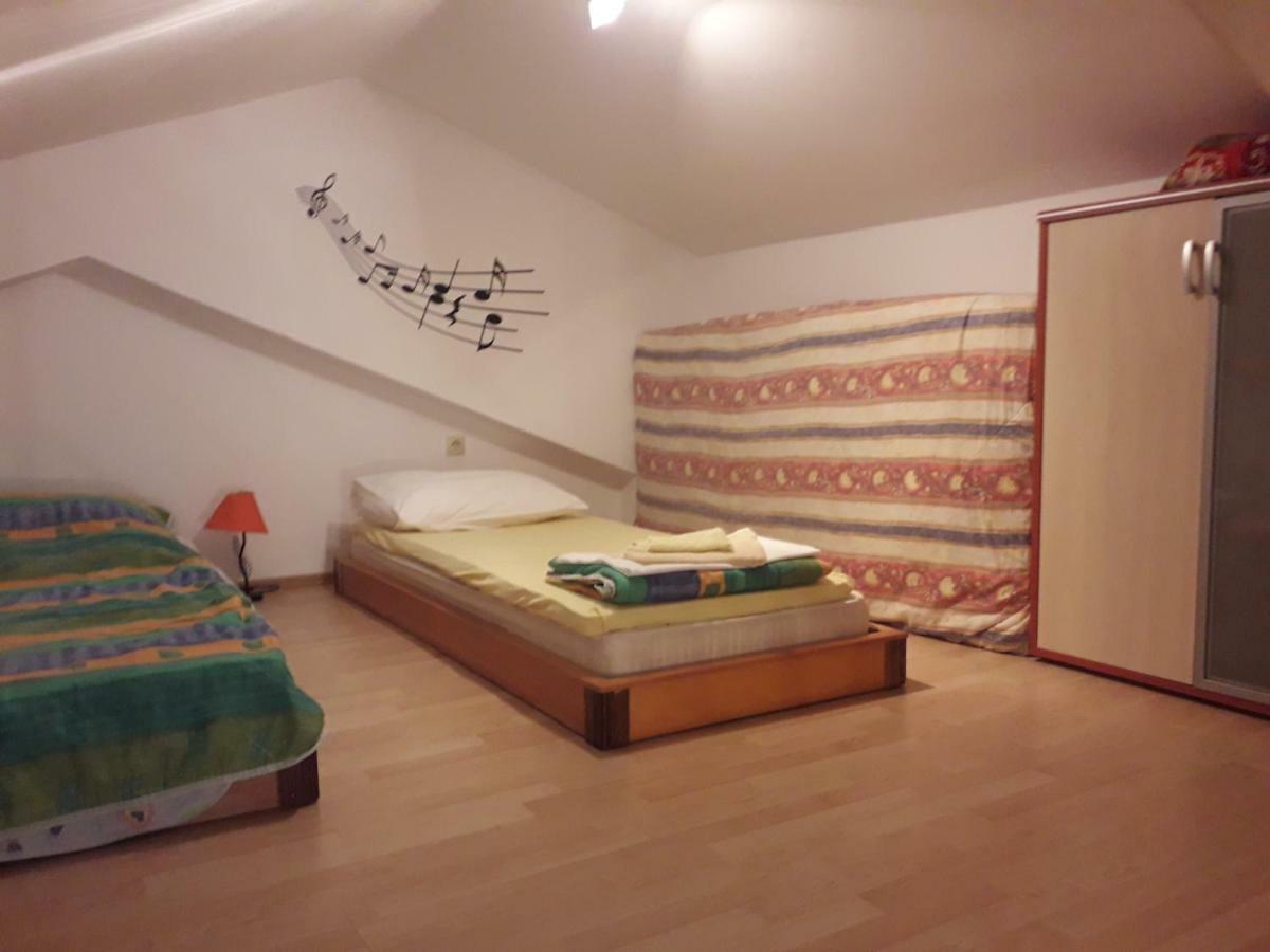 נובי ווינודולסקי Apartments Jadranka Povile מראה חיצוני תמונה