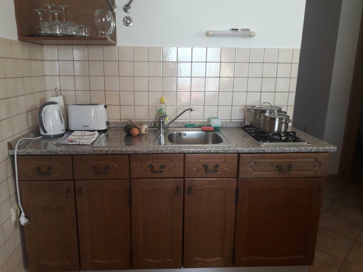 נובי ווינודולסקי Apartments Jadranka Povile מראה חיצוני תמונה