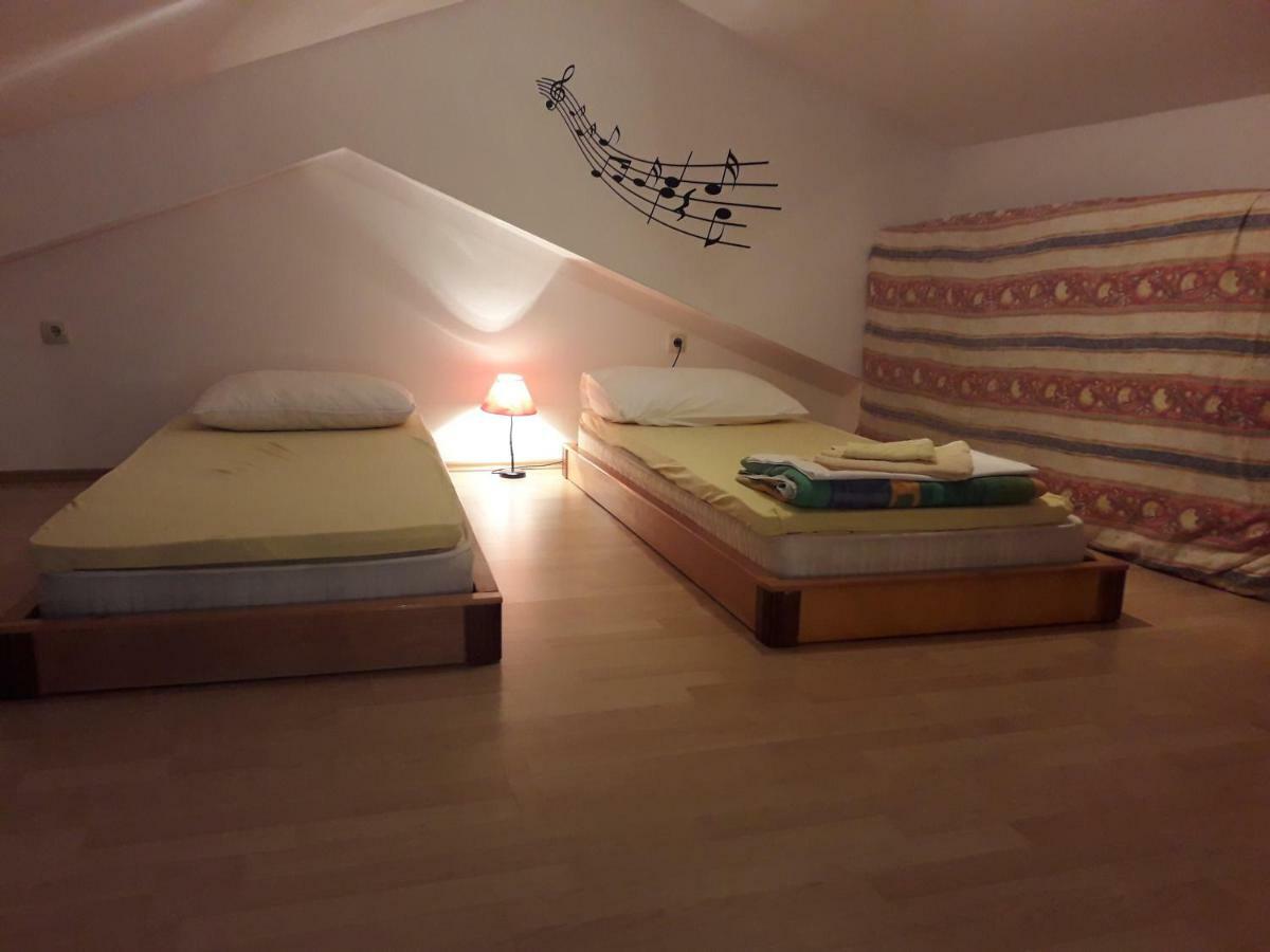 נובי ווינודולסקי Apartments Jadranka Povile מראה חיצוני תמונה